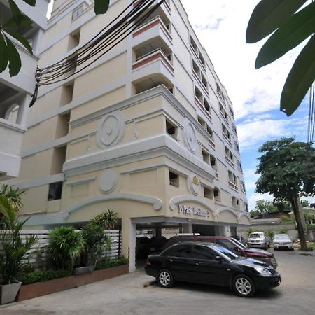 P Park Residence Charansanitwong Банкок Екстериор снимка