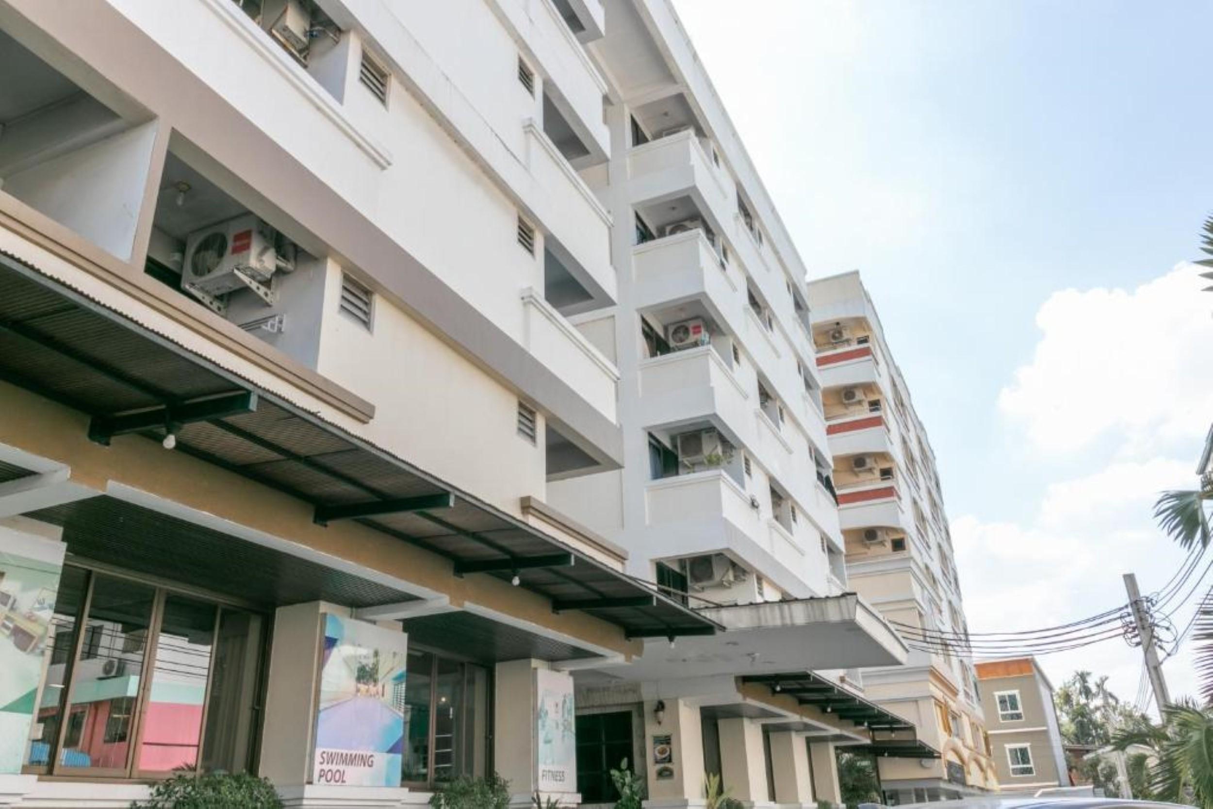P Park Residence Charansanitwong Банкок Екстериор снимка