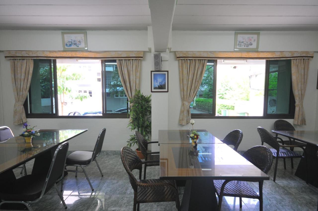 P Park Residence Charansanitwong Банкок Екстериор снимка
