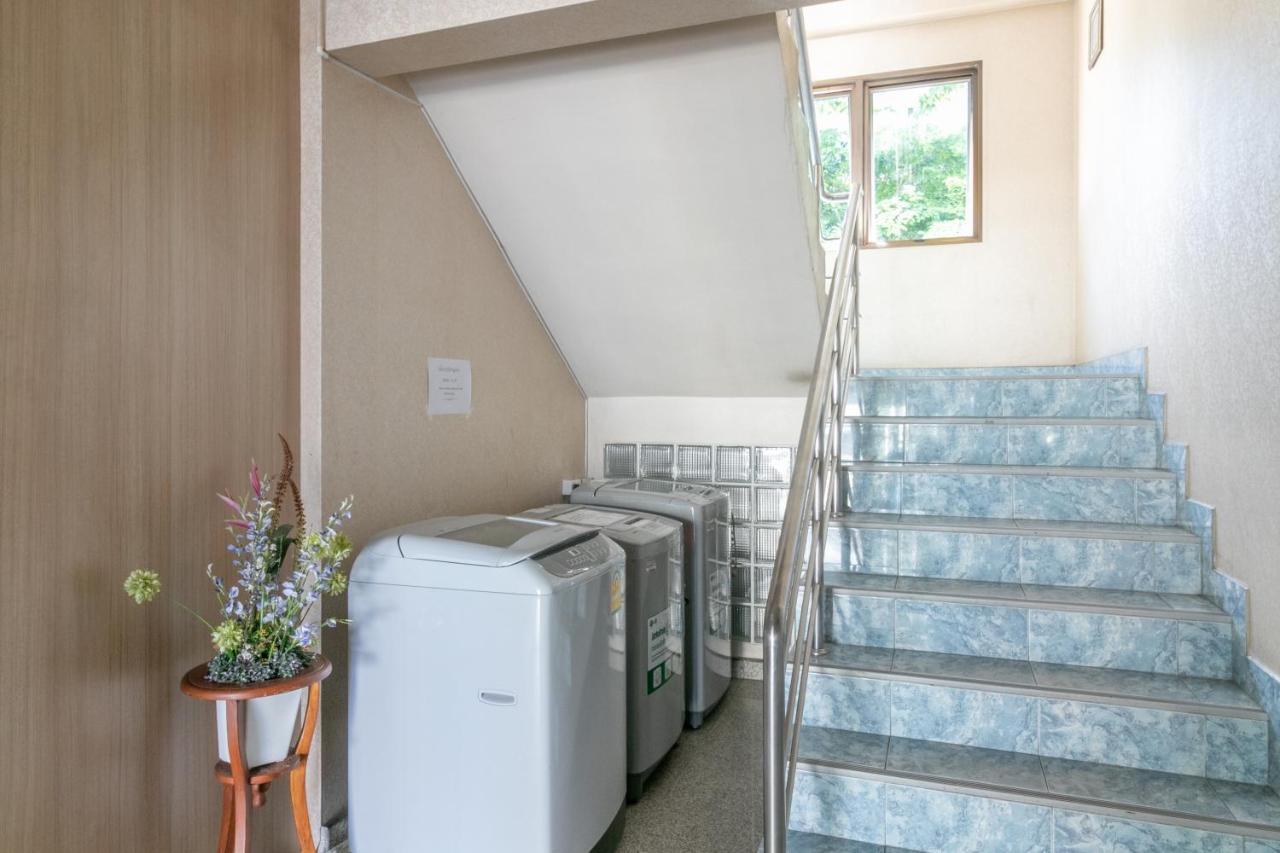P Park Residence Charansanitwong Банкок Екстериор снимка