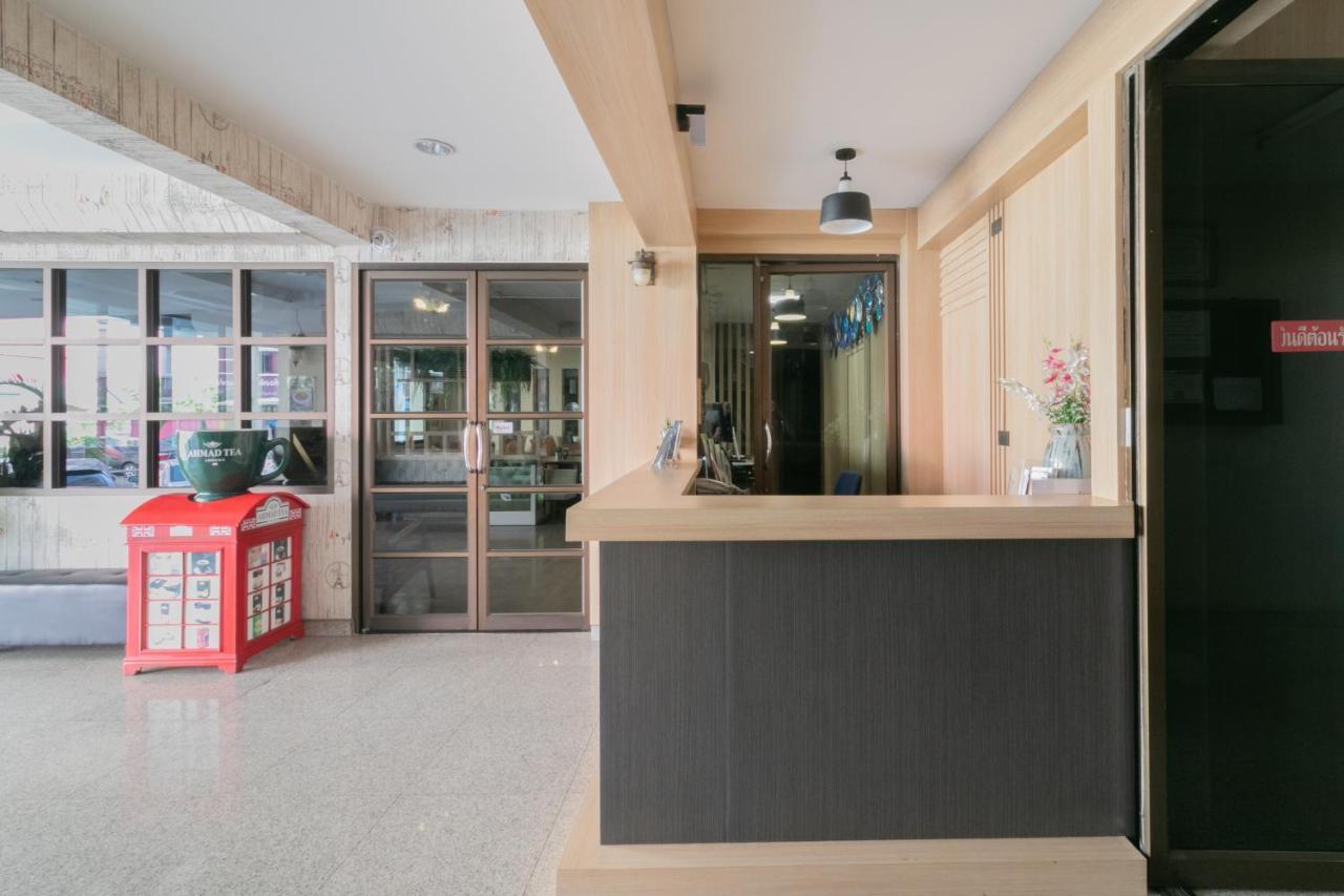 P Park Residence Charansanitwong Банкок Екстериор снимка